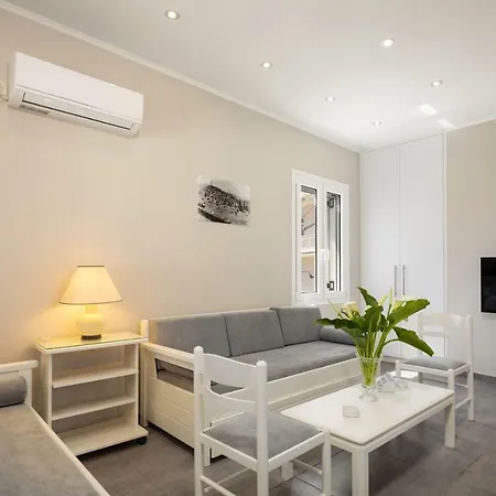 Demargia C - Loft In * Закинтос