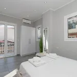 Demargia C - Loft In *